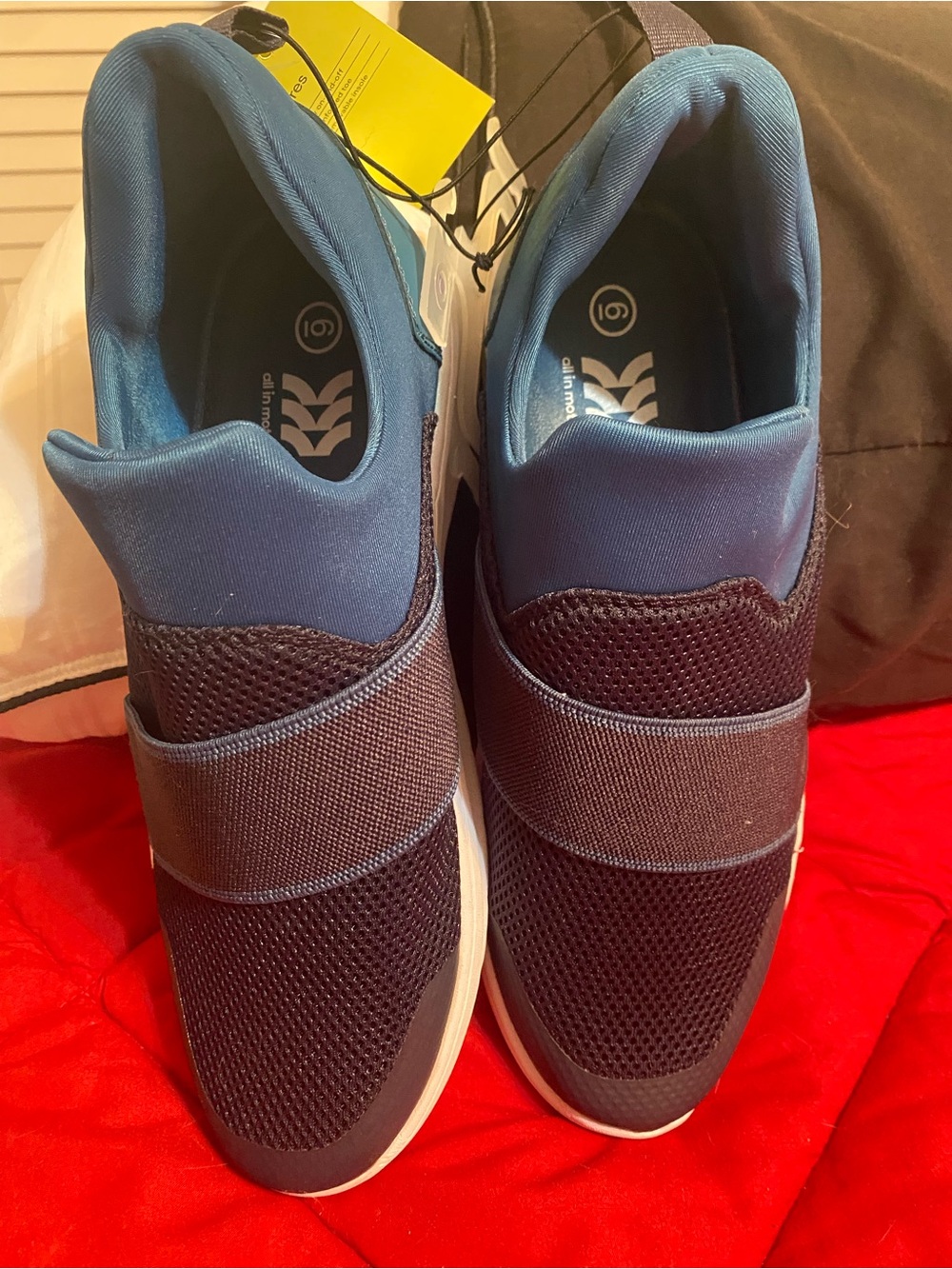 Men's Slip-On Athletic Sneakers in Dark Teal
